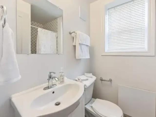 1 Bedroom House Burlington ON LS95477406