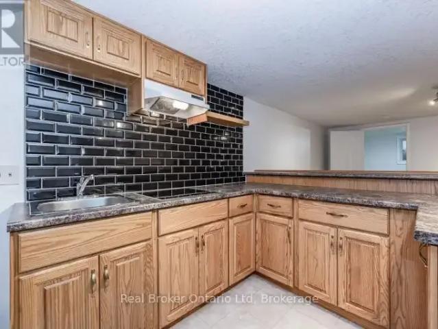 1 Bedroom House Guelph ON LS102306706