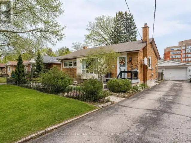 1 Bedroom House Guelph ON 102468398