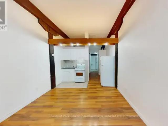 1 Bedroom House Guelph ON 103487494