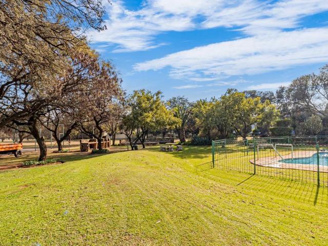 1 Bedroom house for sale in Elandsfontein SH, Kempton Park