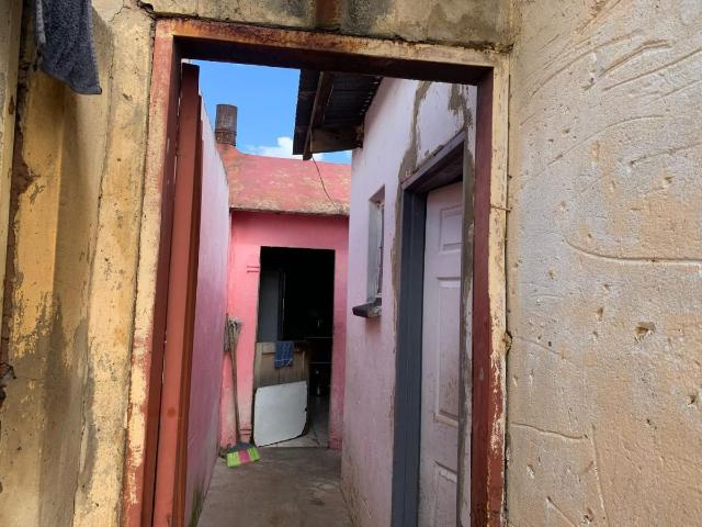 1 Bedroom house for sale in Jabavu, Soweto