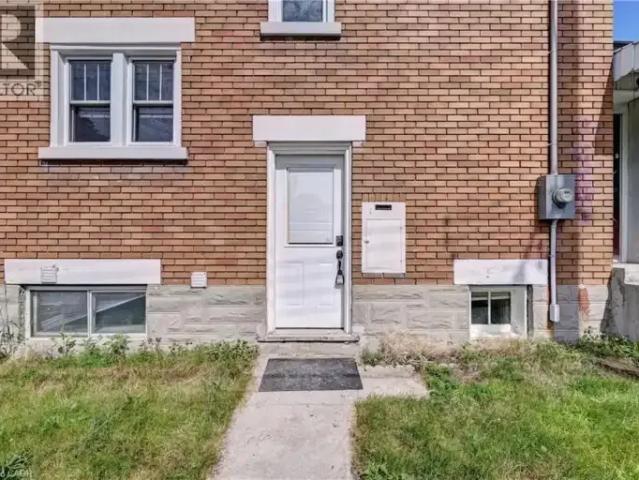 1 Bedroom House Kitchener ON 103770662