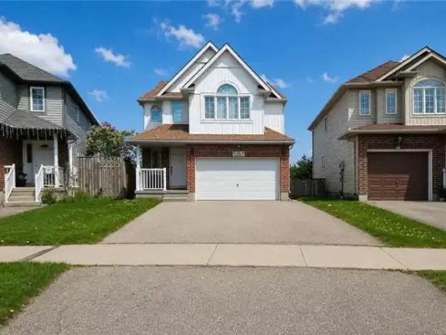1 Bedroom House Kitchener ON 104142797