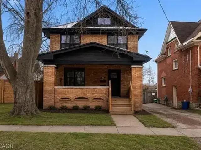 1 Bedroom House Kitchener ON 104972853