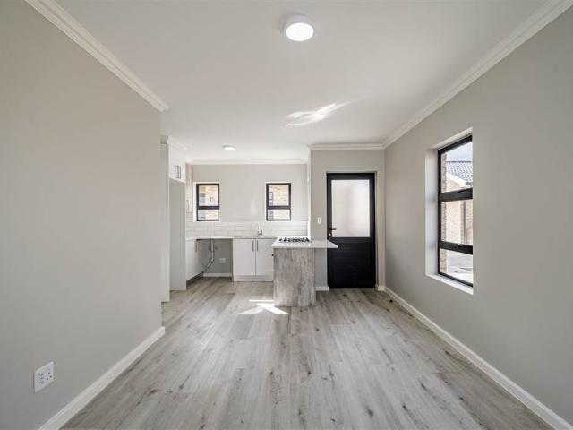 1 Bedroom House in C Place