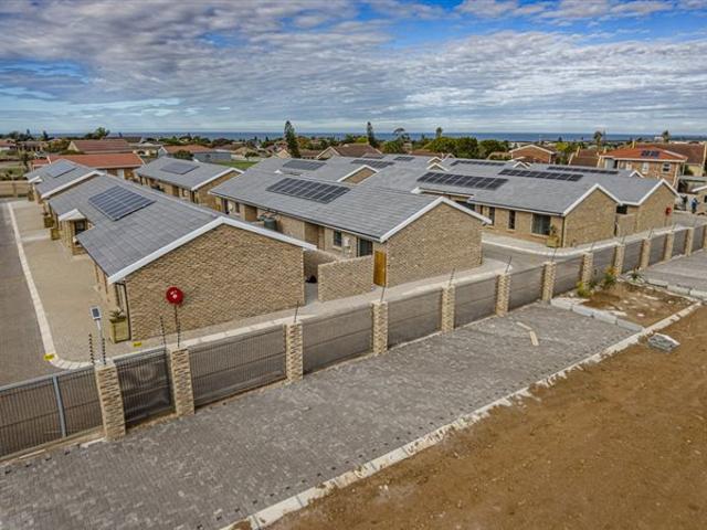 1 Bedroom House in C Place