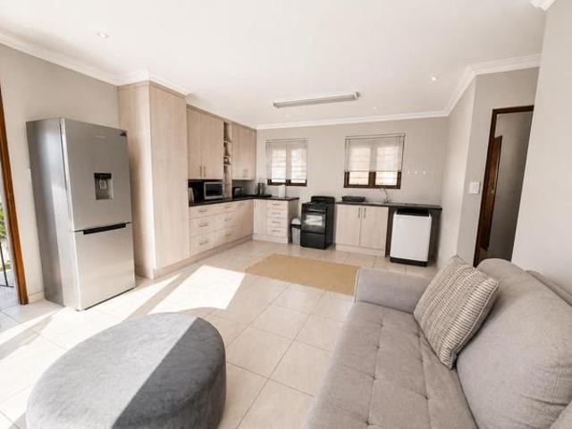 1 Bedroom House in Candlewoods Estate