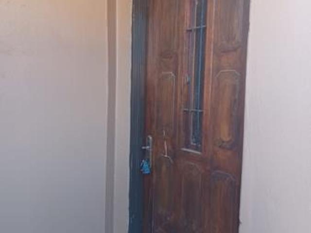 1 Bedroom House in Clayville
