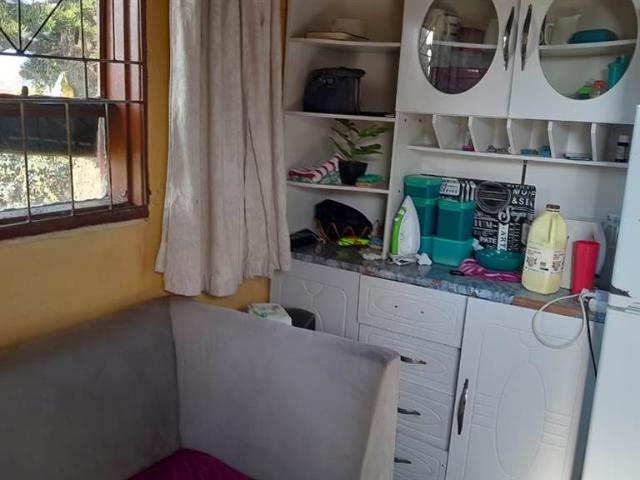 1 Bedroom House in Amalinda