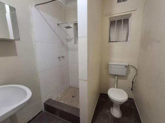 1 Bedroom House in Arboretum