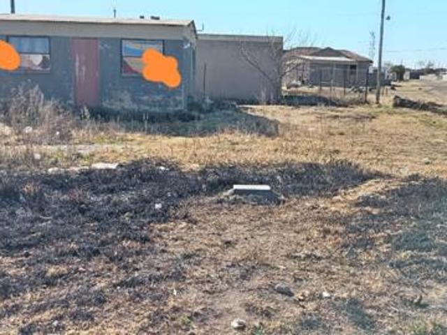 1 Bedroom House in Bophelong