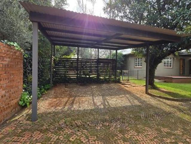1 Bedroom House in Bayswater