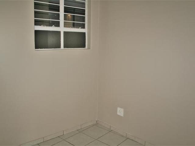 1 Bedroom House in Berea