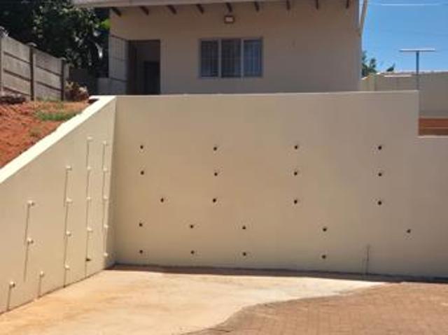 1 Bedroom House in Bluff