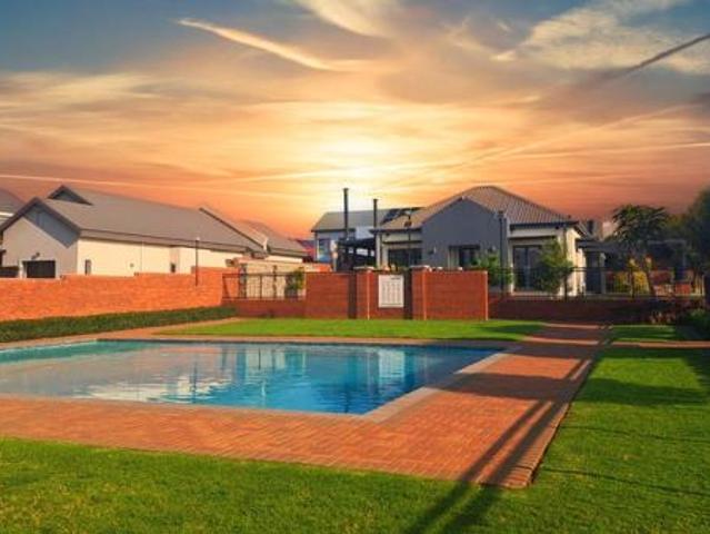 1 Bedroom House in Golden Fields Estate