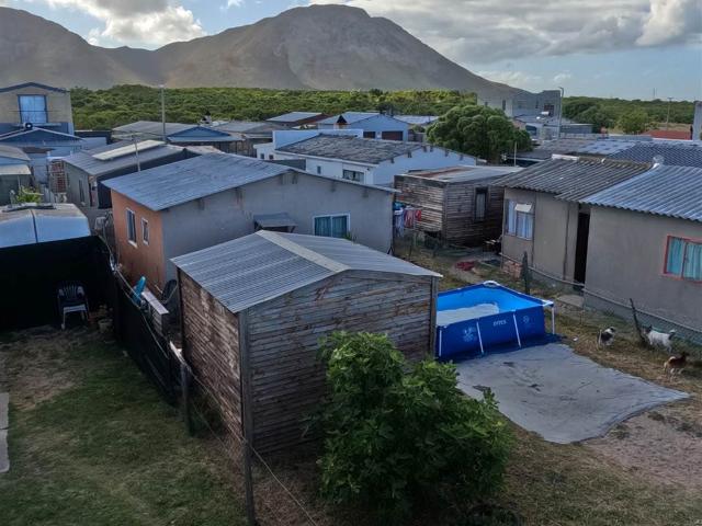 1 Bedroom House in Gansbaai and surrounds