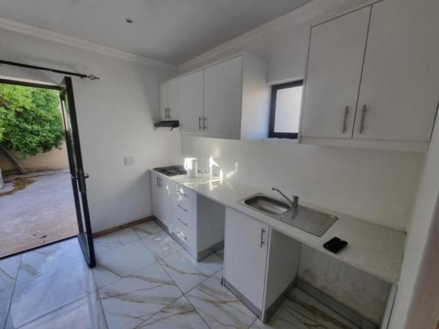 1 Bedroom House in Grassy Park