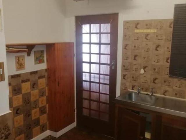 1 Bedroom House in East London Central