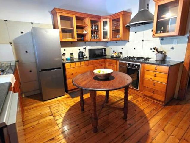 1 Bedroom House in Eastwood