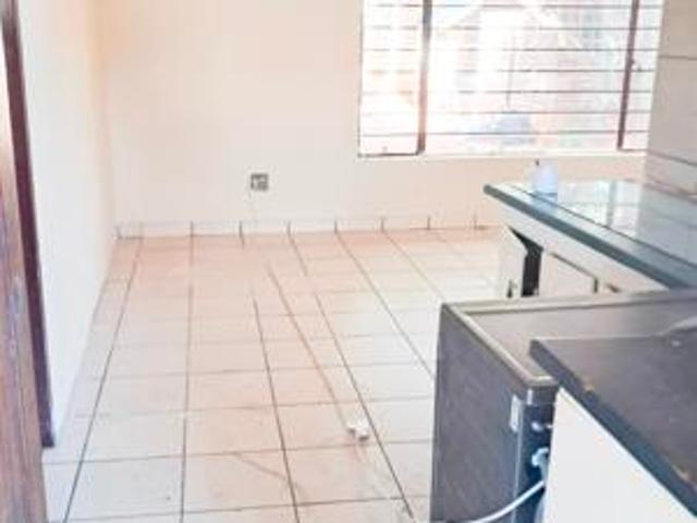 1 Bedroom House in Eldorette