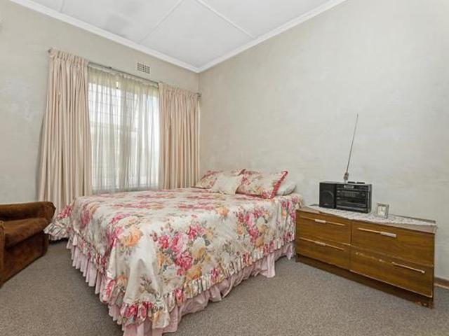 1 Bedroom House in Ferndale