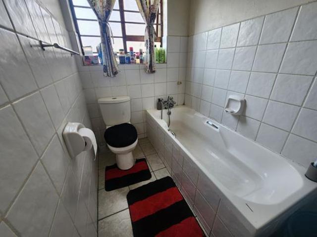 1 Bedroom House in Ferndale