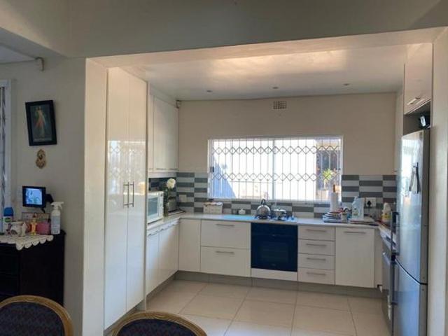 1 Bedroom House in Franklin Roosevelt Park
