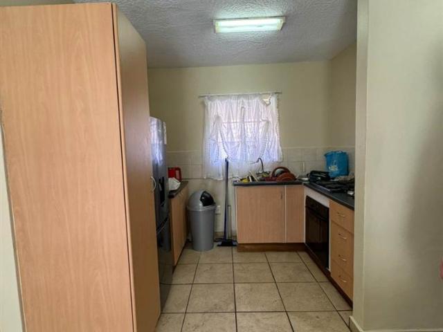 1 Bedroom House in Kosmosdal