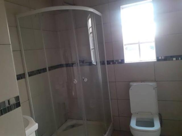 1 Bedroom House in Kensington