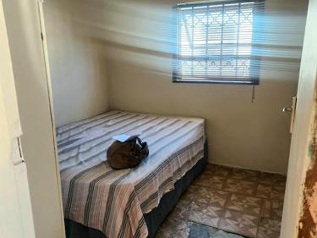 1 Bedroom House in Khaya