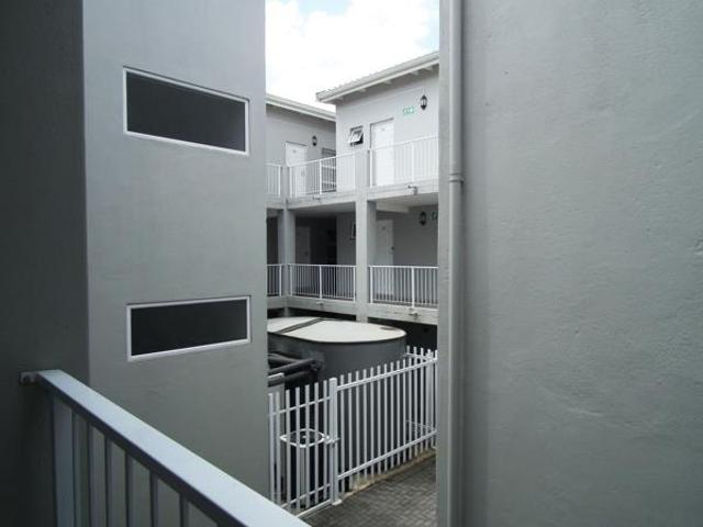 1 Bedroom House in Klein Parys