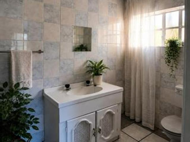 1 Bedroom House in Krugersdorp Central