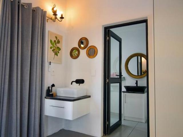 1 Bedroom House in Hoedspruit Wildlife Estate