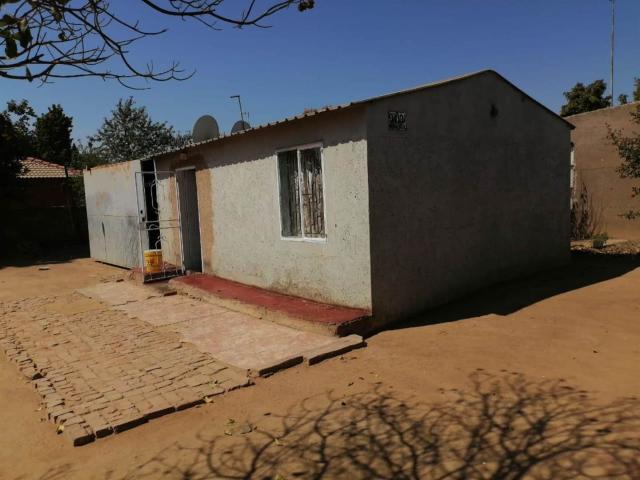 1 Bedroom House in Hammanskraal