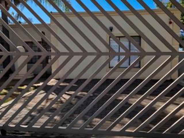 1 Bedroom House in Highveld