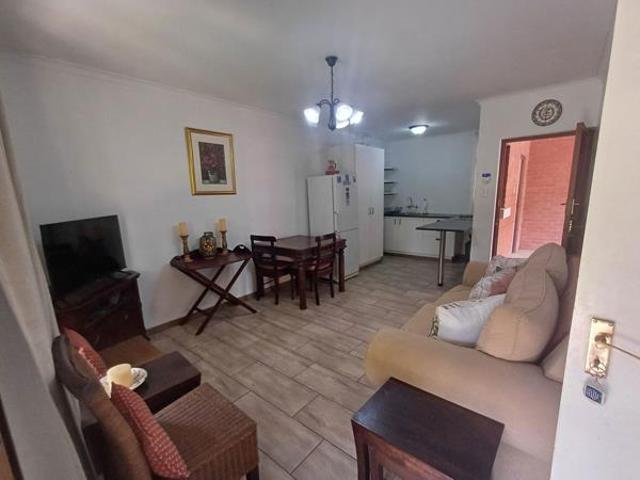 1 Bedroom House in Hillcrest Park