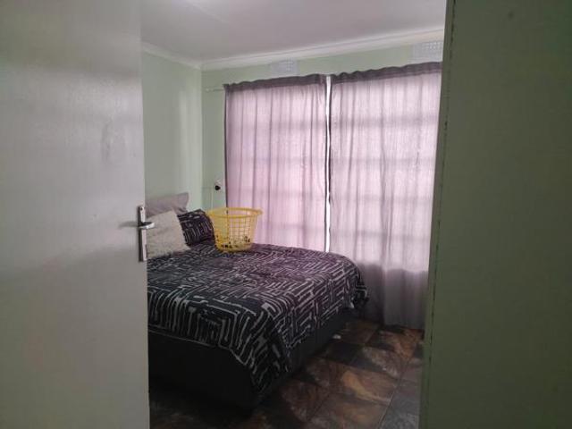 1 Bedroom House in Oos Einde