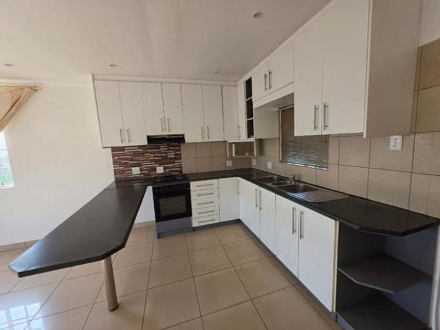1 Bedroom House in Orient Heights