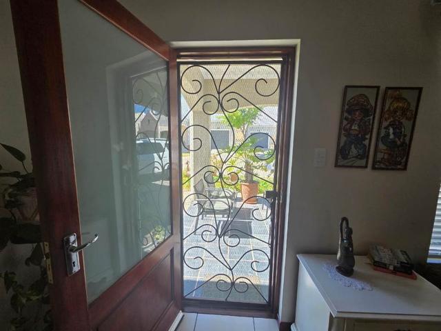 1 Bedroom House in Oudtshoorn