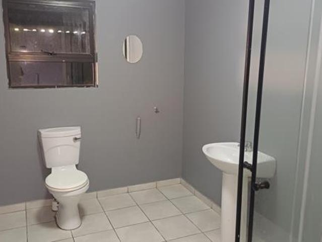 1 Bedroom House in Loerie Park