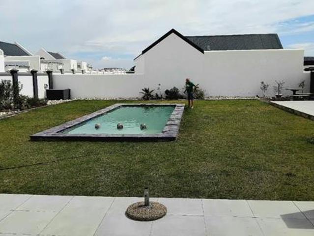 1 Bedroom House in Laguna
