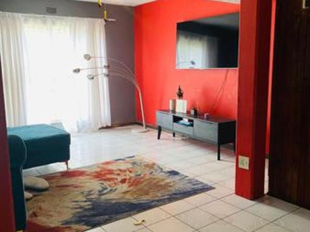1 Bedroom House in Modelpark