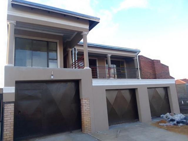 1 Bedroom House in Mofolo