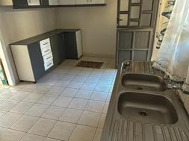 1 Bedroom House in Moseley