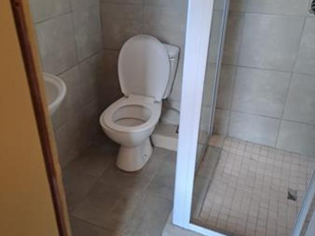 1 Bedroom House in Mahube Valley