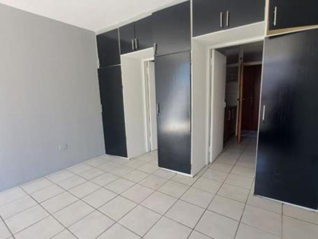 1 Bedroom House in Muckleneuk