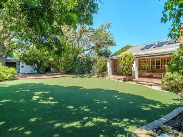 1 Bedroom House in Noordhoek