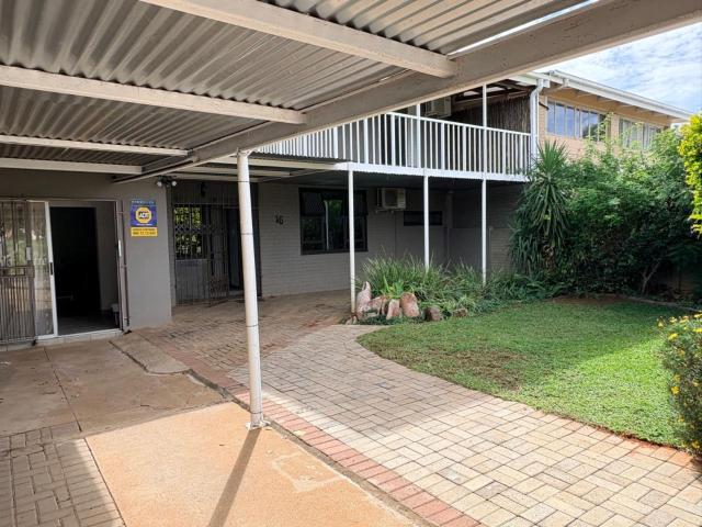 1 Bedroom House in New Park