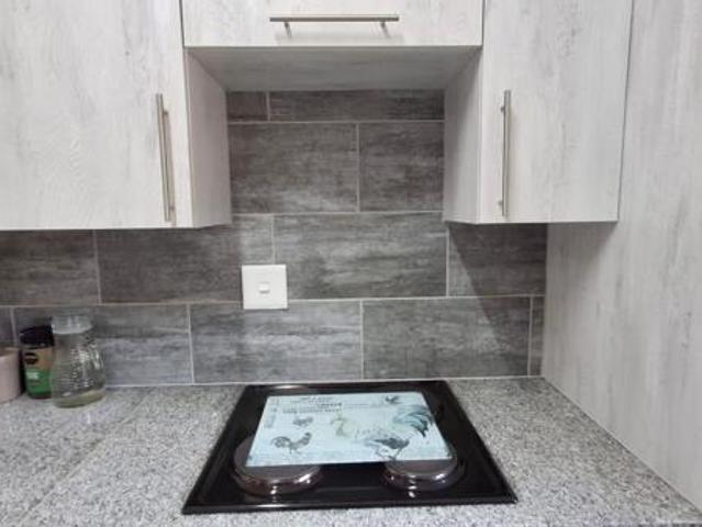 1 Bedroom House in Sonheuwel